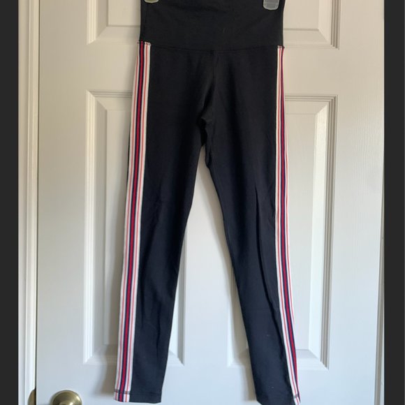 TNA Aritzia Red and White Striped Leggings - Picture 2 of 3